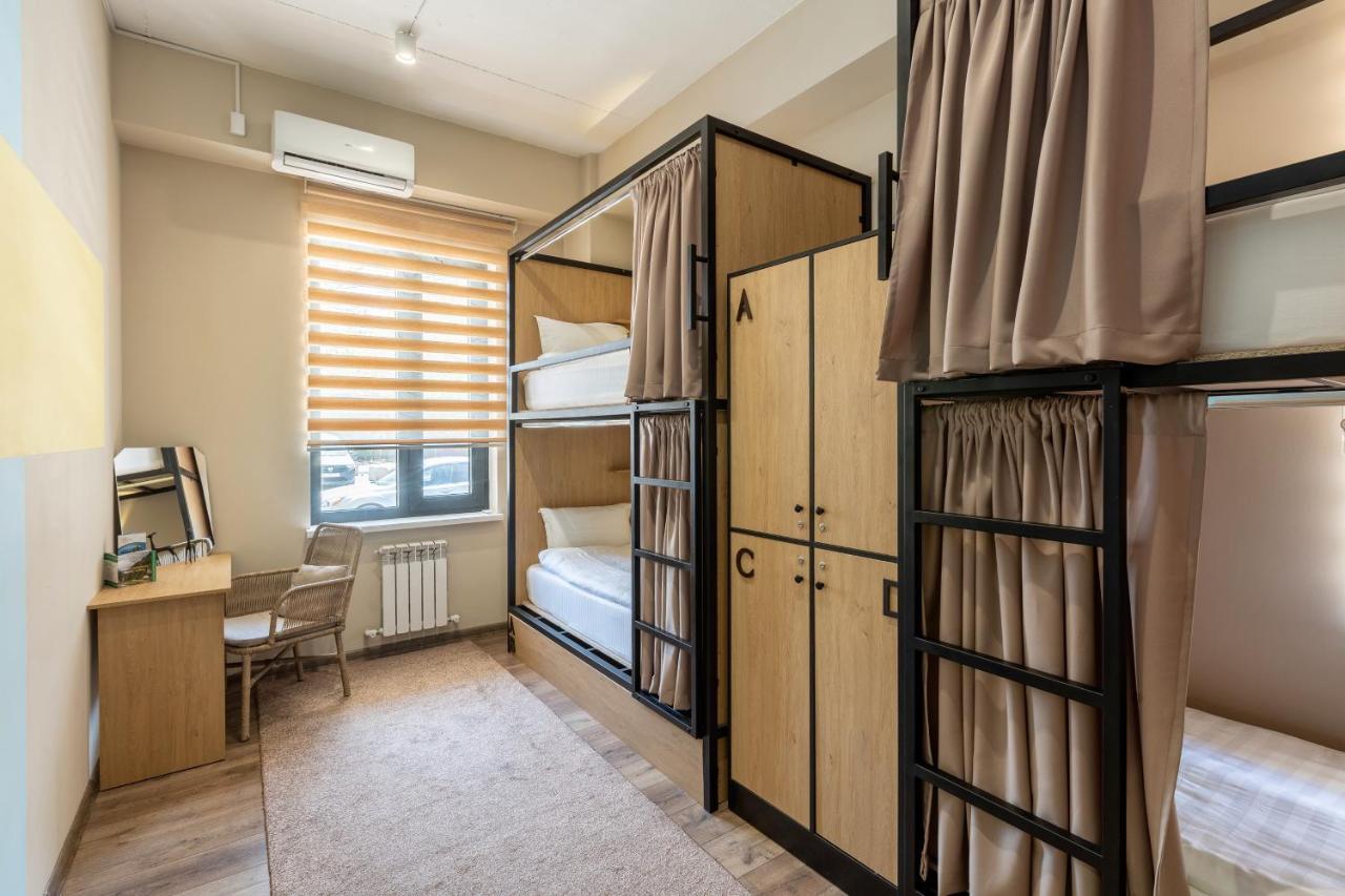 Bodo Hostel Bisjkek Eksteriør billede
