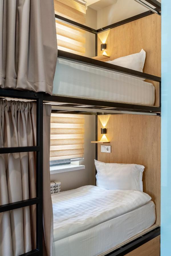 Bodo Hostel Bisjkek Eksteriør billede