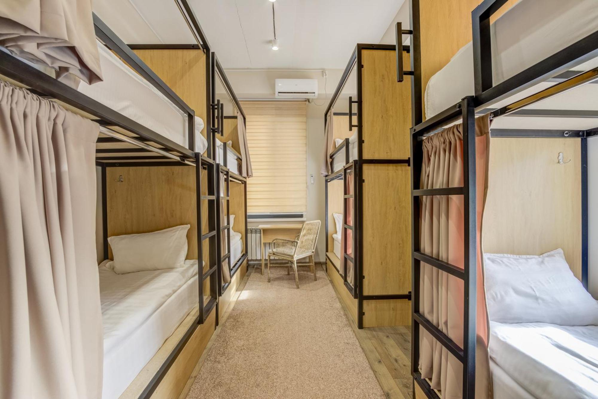 Bodo Hostel Bisjkek Eksteriør billede