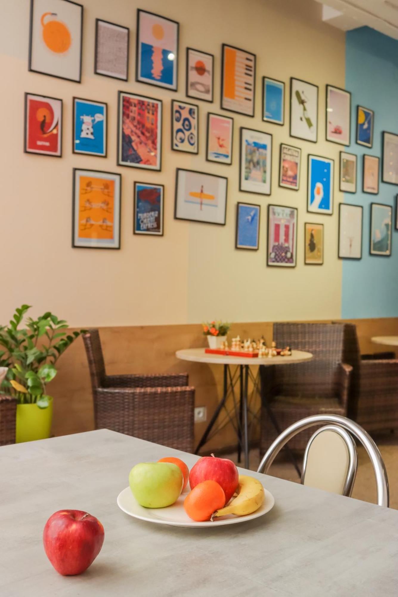 Bodo Hostel Bisjkek Eksteriør billede